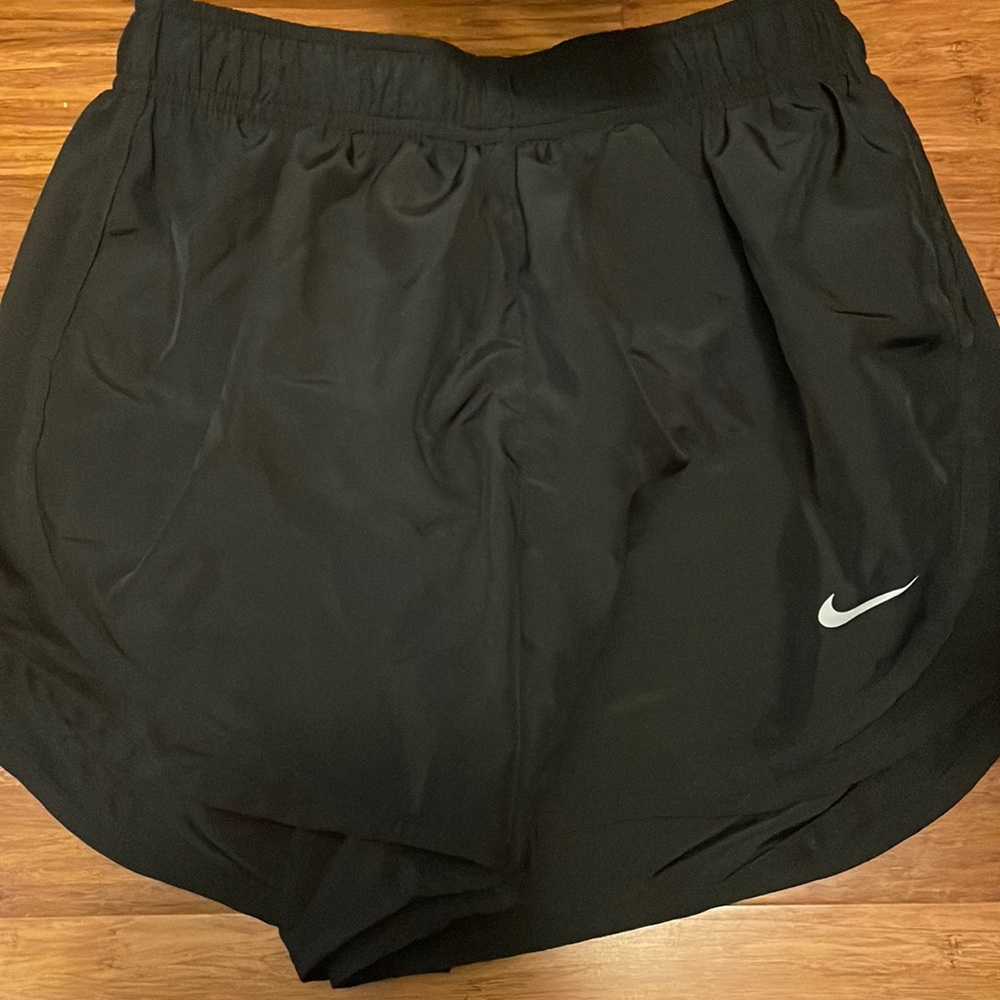 Nike Black Shorts Women’s S